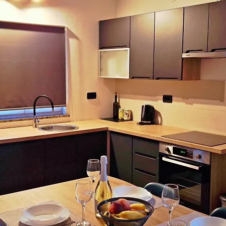 House Zara, Casa vacanze Pomer